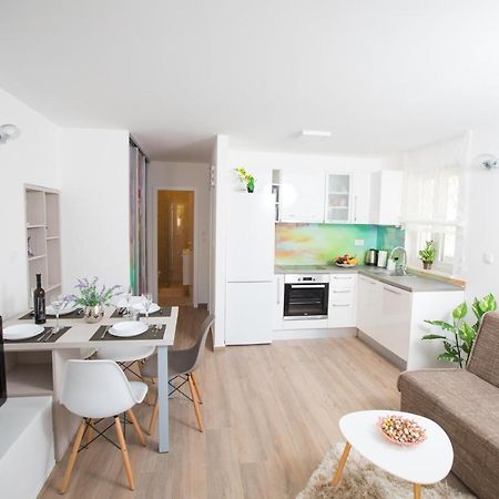 Apartman Roza Podstrana Exterior foto