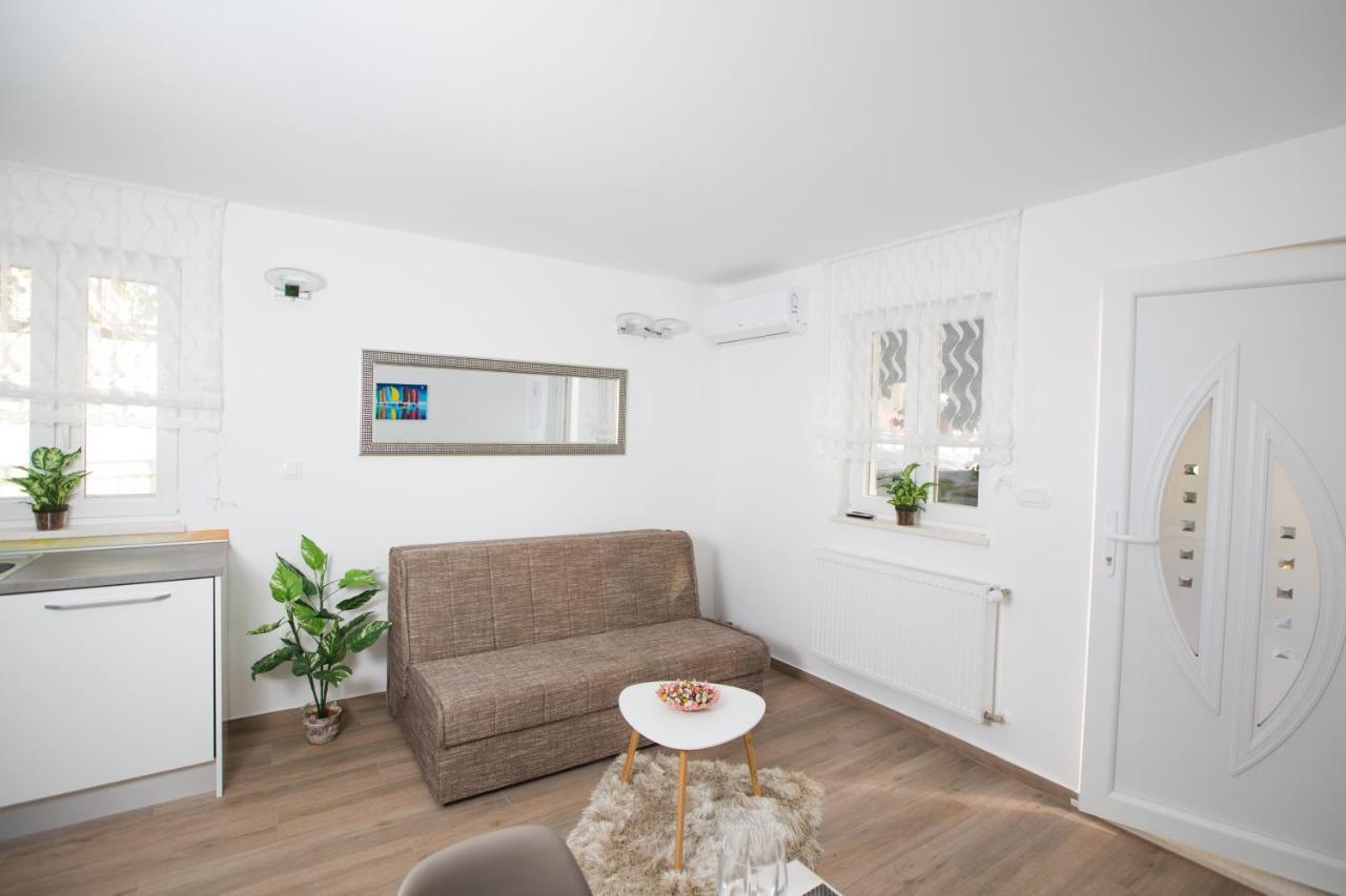 Apartman Roza Podstrana Exterior foto